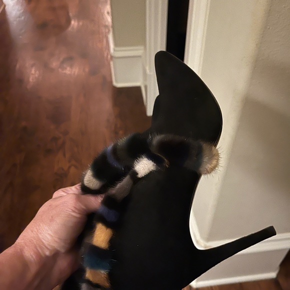 Donald J Pliner mink trimmed booties. - Picture 3 of 10